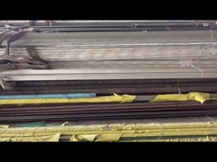 الصلب الكربوني الخفيف عصى اللاصقة المستديرة المطاط الساخن 50M2 الأسود